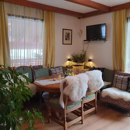 In Bodental Near Slopes Oreinschnak